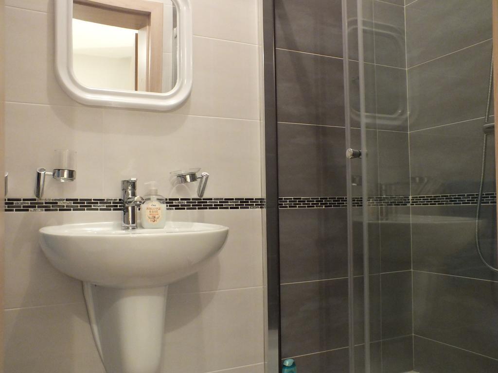 Marjanapartment マルサスカーラ エクステリア 写真